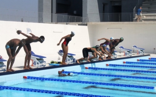 Moçambique: Piscina olímpica do Zimpeto entregue às algas...