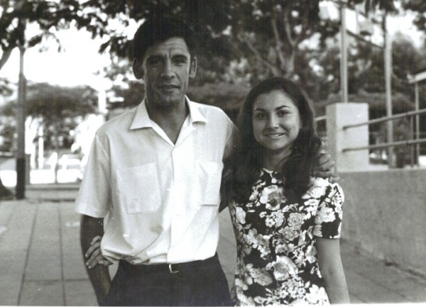 Lourenço Marques 1971 - eu e Lena no namorico