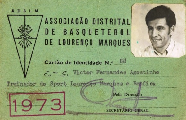 va82- Cartão Treinador Benfica